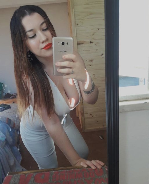 Escort 2162698817