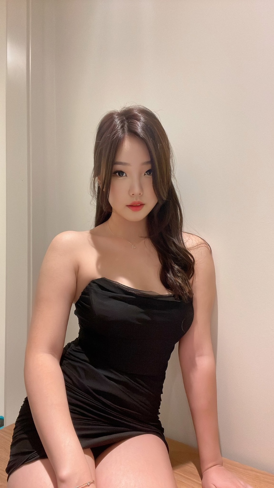 Escort Hannah 2564789207