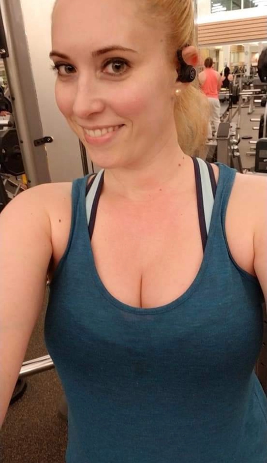 Escort Theresa 8472644166