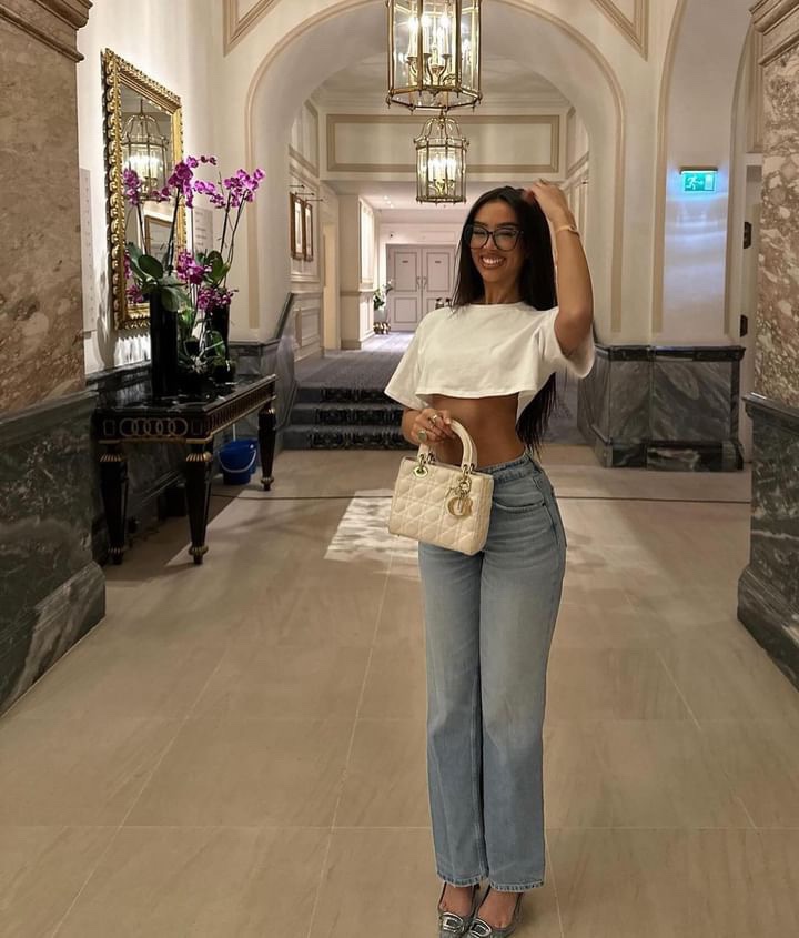Escort Helen 19175288737