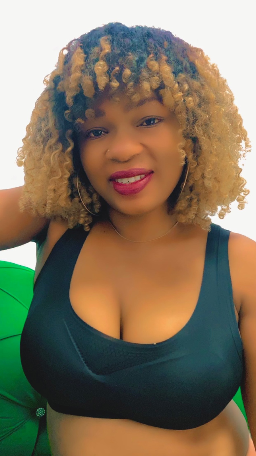 Escort Lora 8458707045
