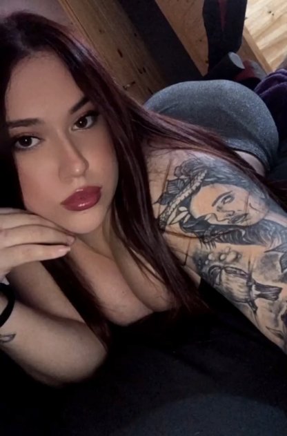 Escort 2162698817